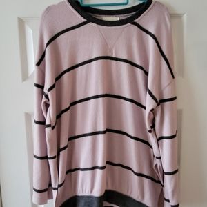 MELLODAY HI-LO SWEATER NWT